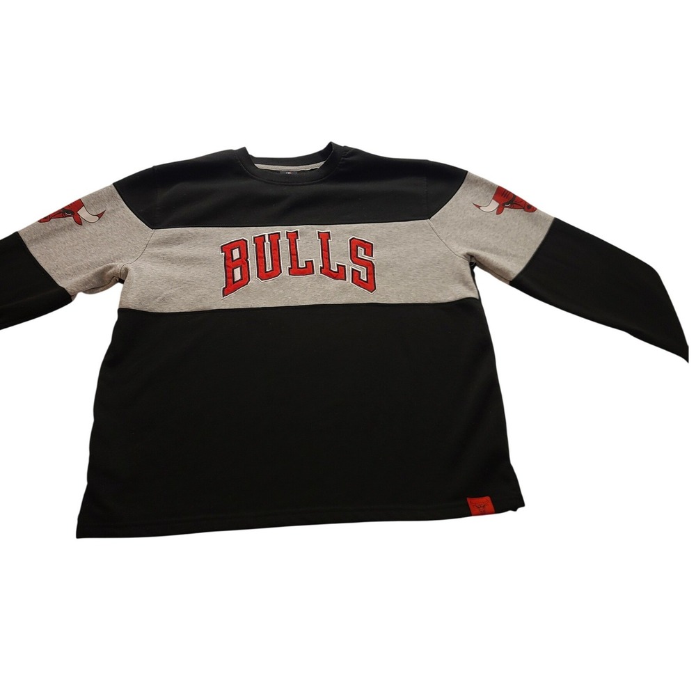 NBA Chicago Bulls Sweatshirt Mens XL Black Grey Colorblock Embroidered Crewneck